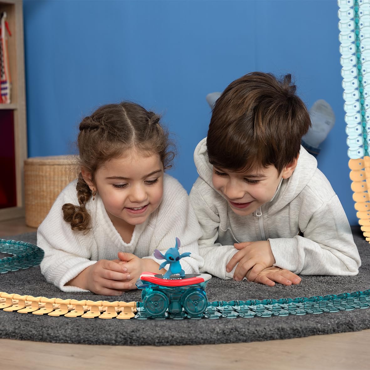 smoby-flextreme-stitch-rennbahn-set-4-4-m-ab-4-jahren image 5