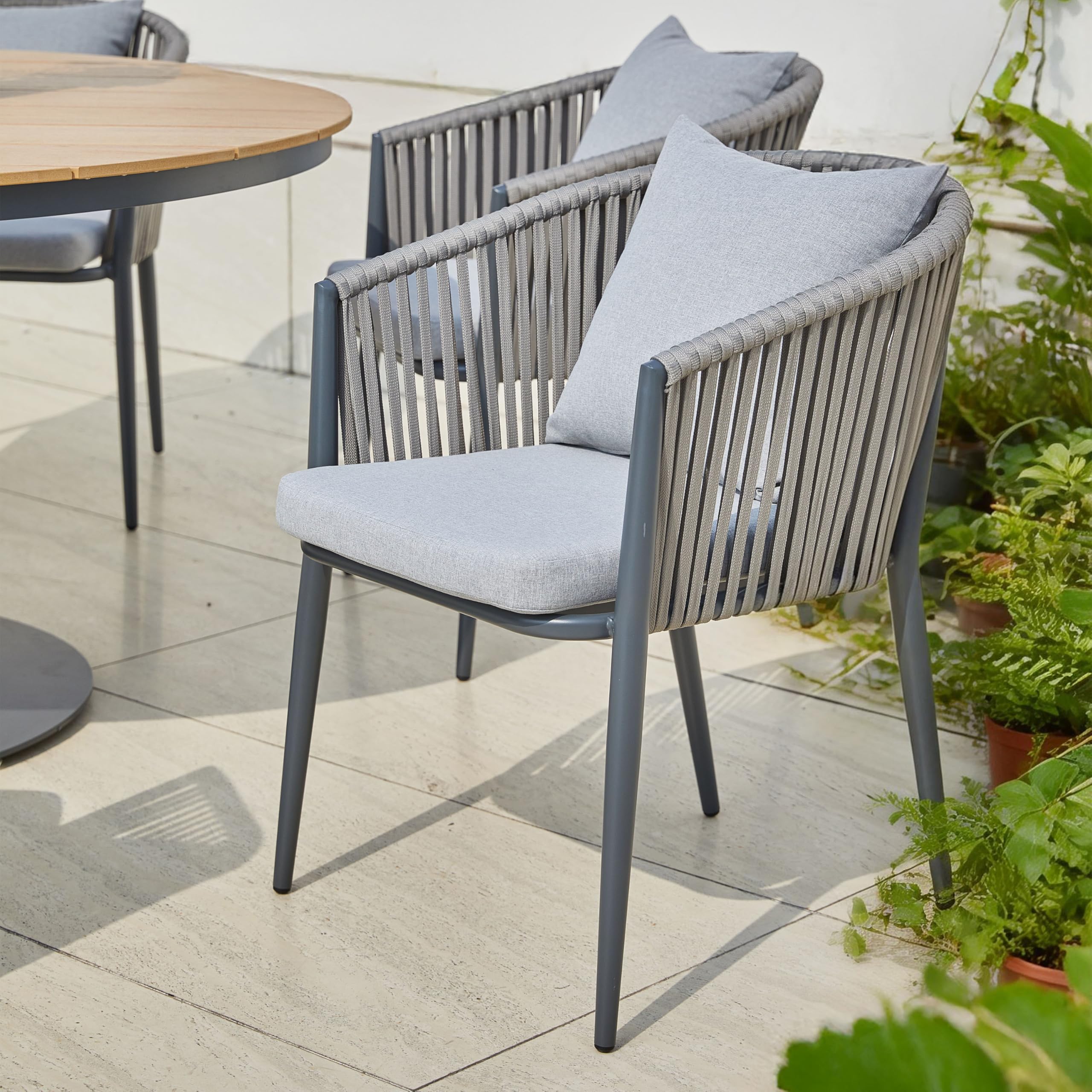 axi-classic-faye-gartenstuhl-anthrazit-2er-set-mit-kissen image 2