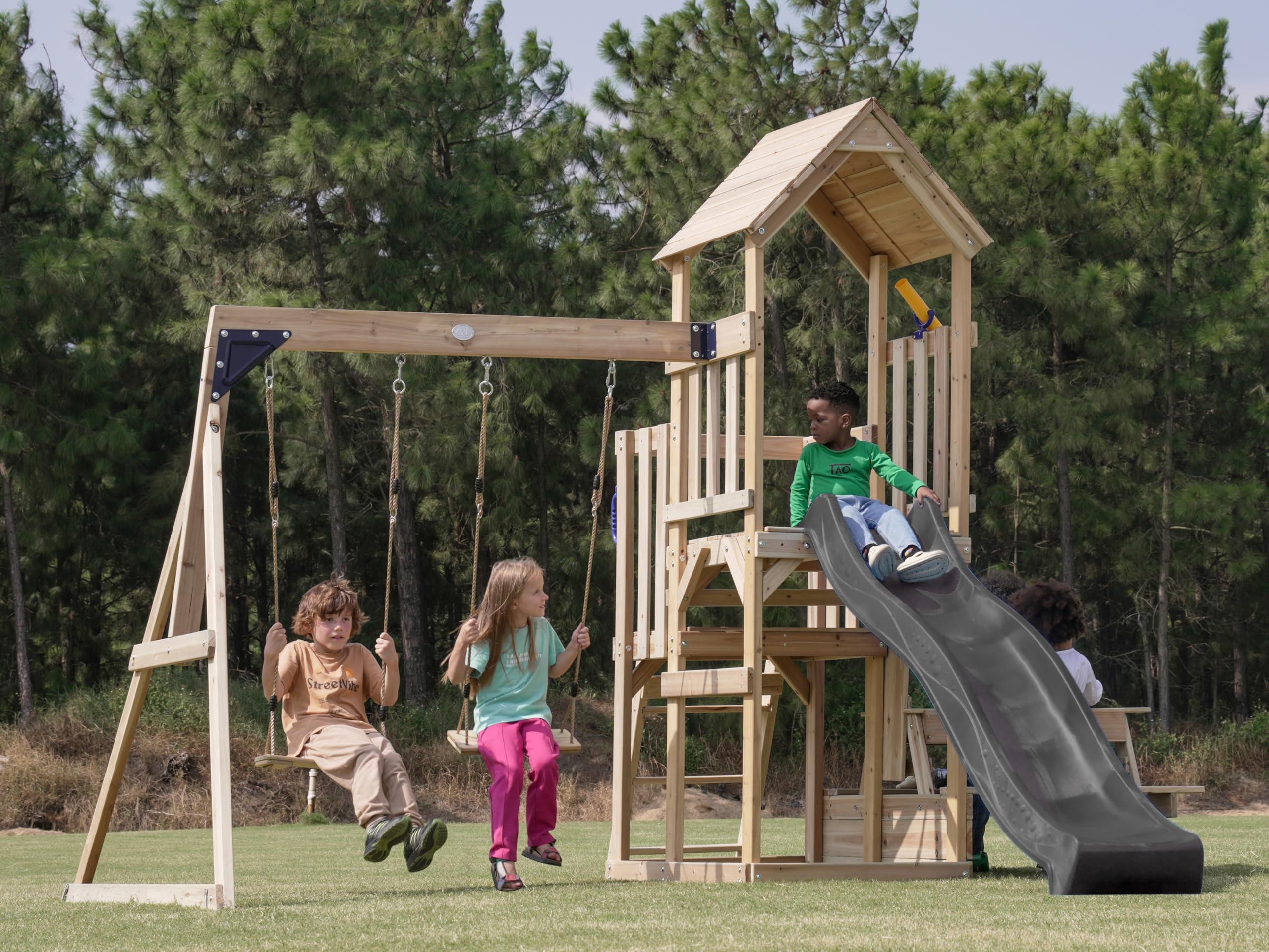 axi-mette-spielturm-holz-grau-mit-picknicktisch-rutsche image 3